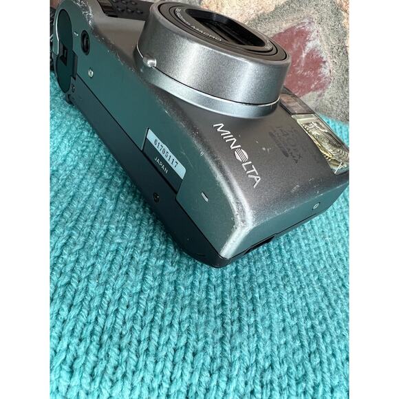 Minolta Freedom zoom 140 Panorama Date 35mm camera - Picture 12 of 13
